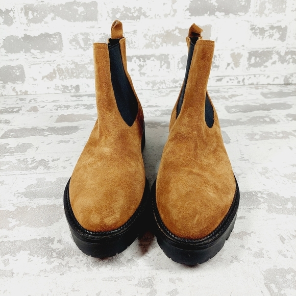 New Caslon Miller Brown Suede Pull On Water Resistant Lug Chelsea Bootie T78 - Picture 3 of 11